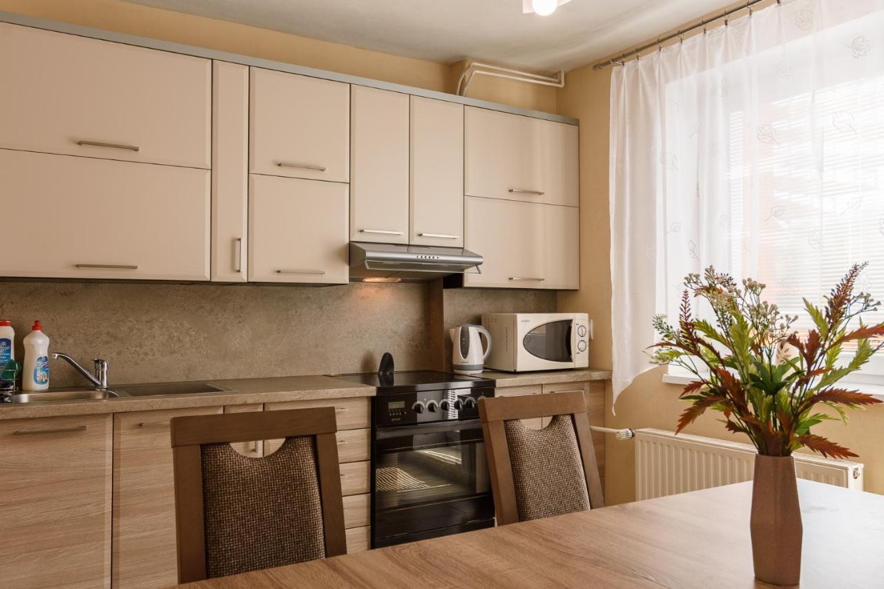 Apartman Elegant 2 Besenova Luaran gambar