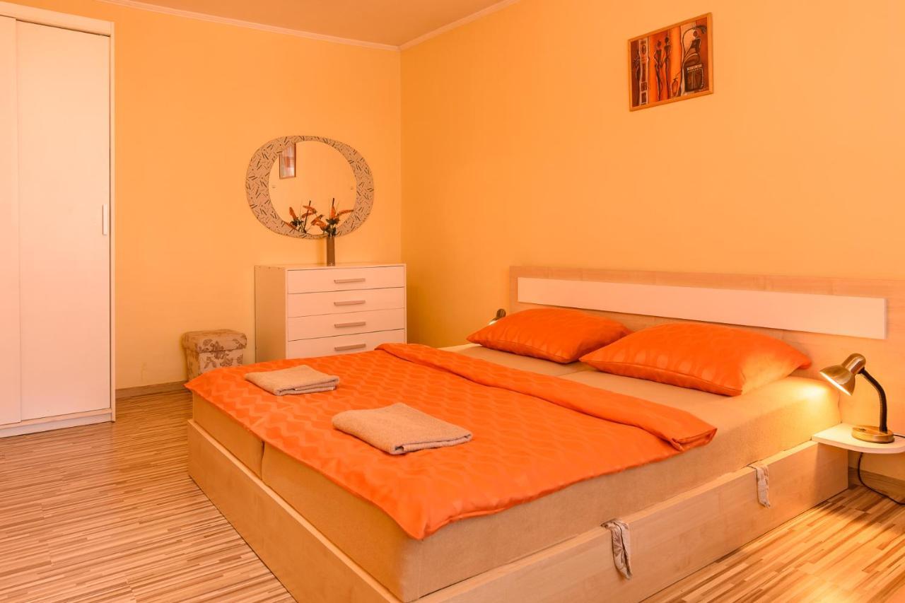 Apartman Elegant 2 Besenova Luaran gambar