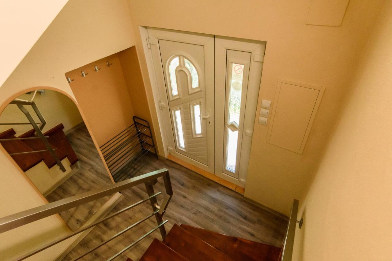 Apartman Elegant 2 Besenova Luaran gambar